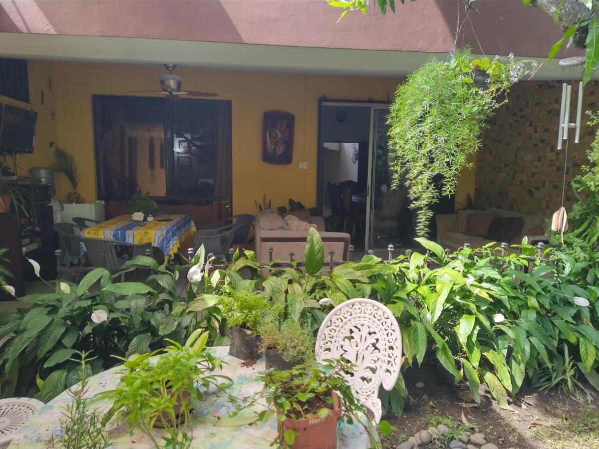 Hotel Antiguo Antiguo Cuscatlan Bagian luar foto