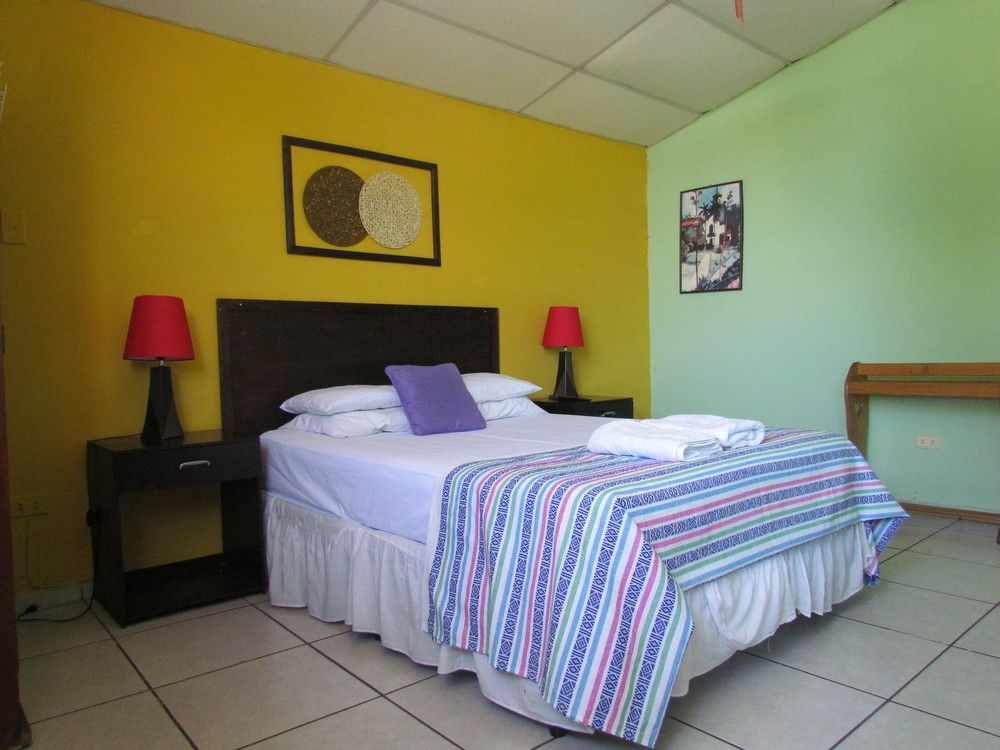 Hotel Antiguo Antiguo Cuscatlan Bagian luar foto