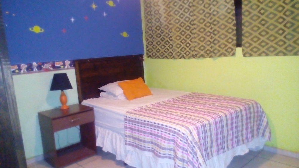 Hotel Antiguo Antiguo Cuscatlan Bagian luar foto